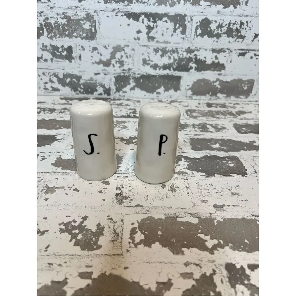 Ohio state buckeyes salt and pepper shakers